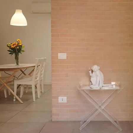 Apartment Modern Split-level Loft With Garden Near Fondazione Prada By Rentopolis